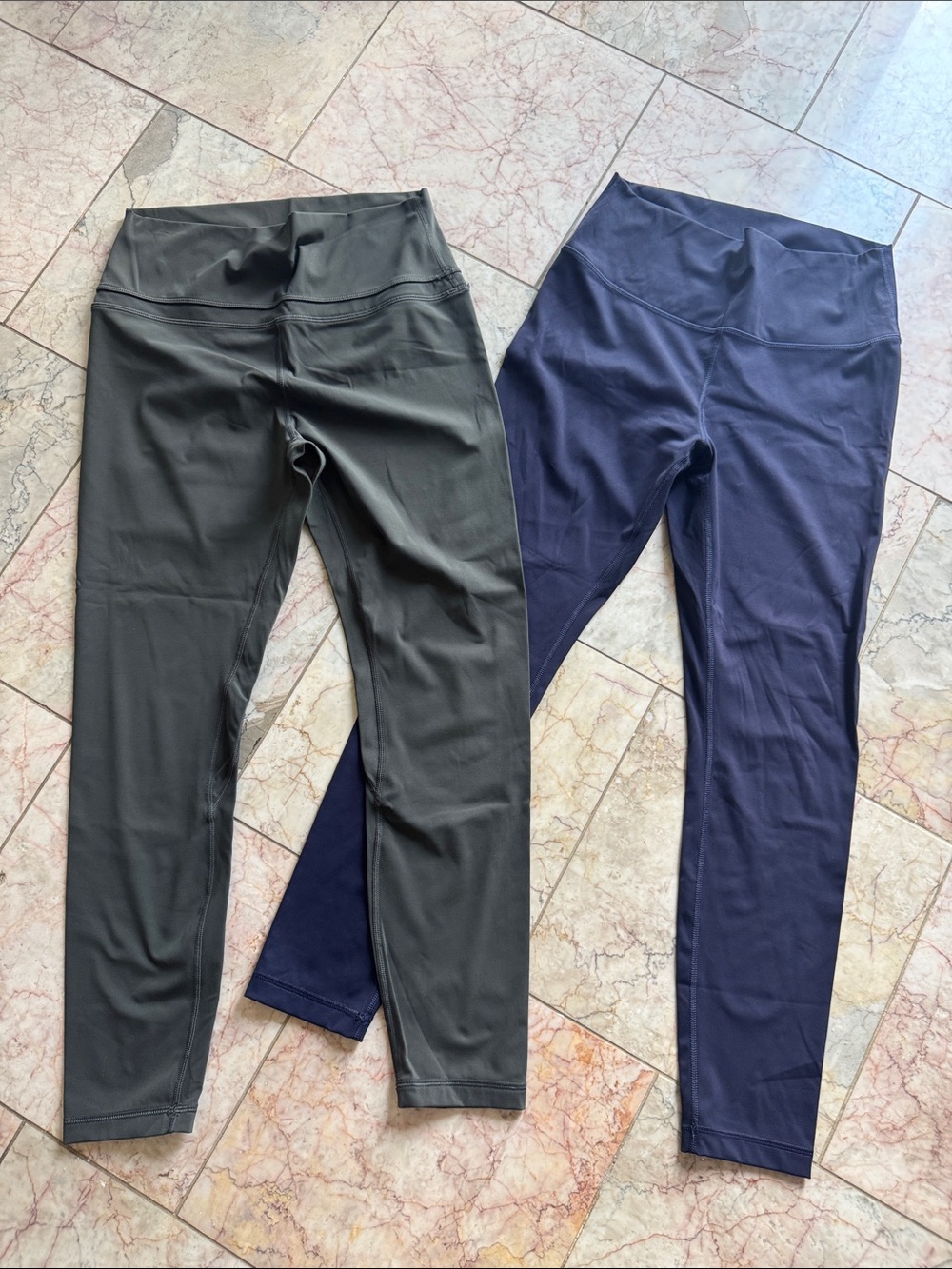 Women’s High-Waist Active Leggings - Olive Green  and Navy